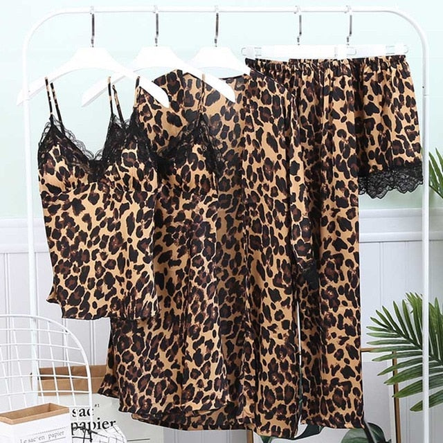 PIjama 5 pcs Oncinha Leopardo Cetim - Frete gratis